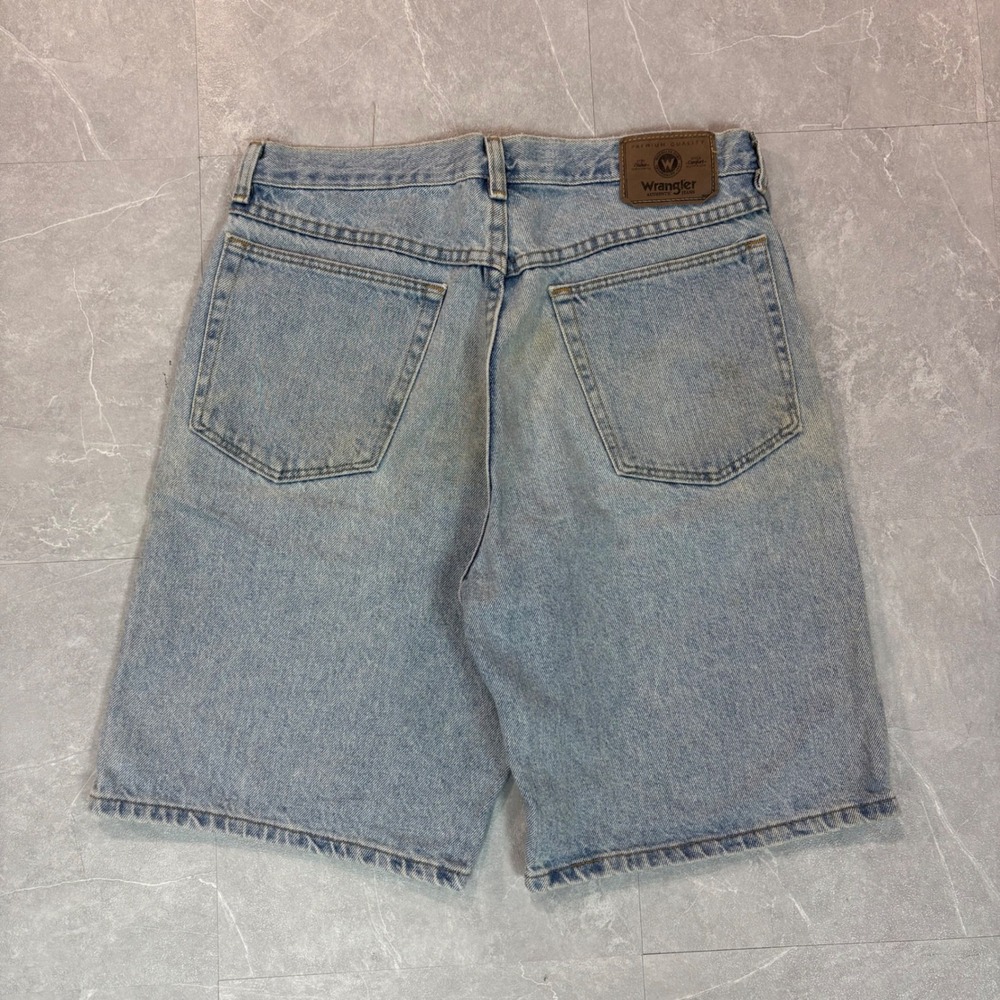 Wrangler Authentics Mens Denim Shorts Light Wash Blue 33 Waist 2413